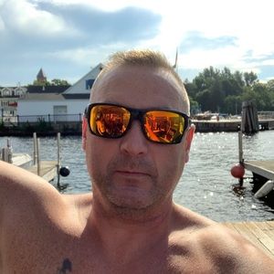 Meet your Posher, Mark